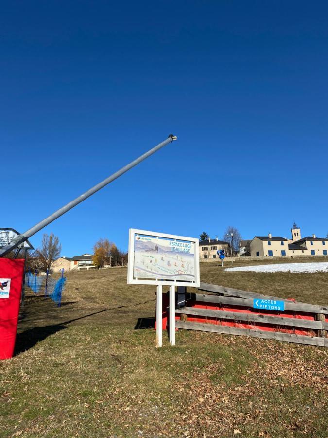 Appartement Aux Pieds Des Pistes ! レ・ザングル エクステリア 写真